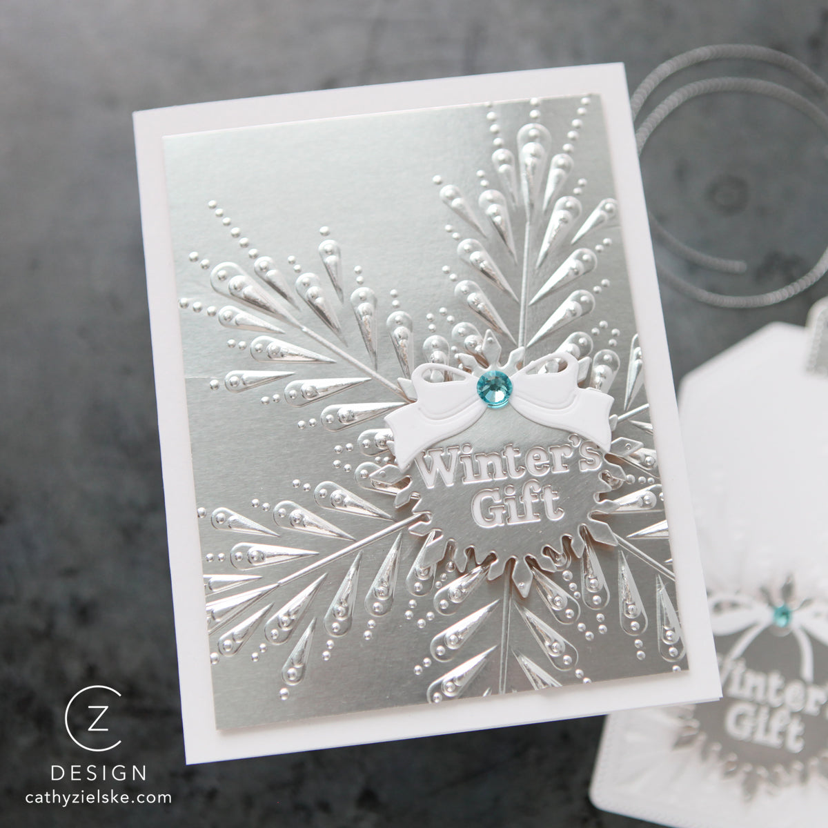 Simon Says Stamp Crystal Snowflake Wafer Dies 1526sdc Winter Card | color-code:ALT02