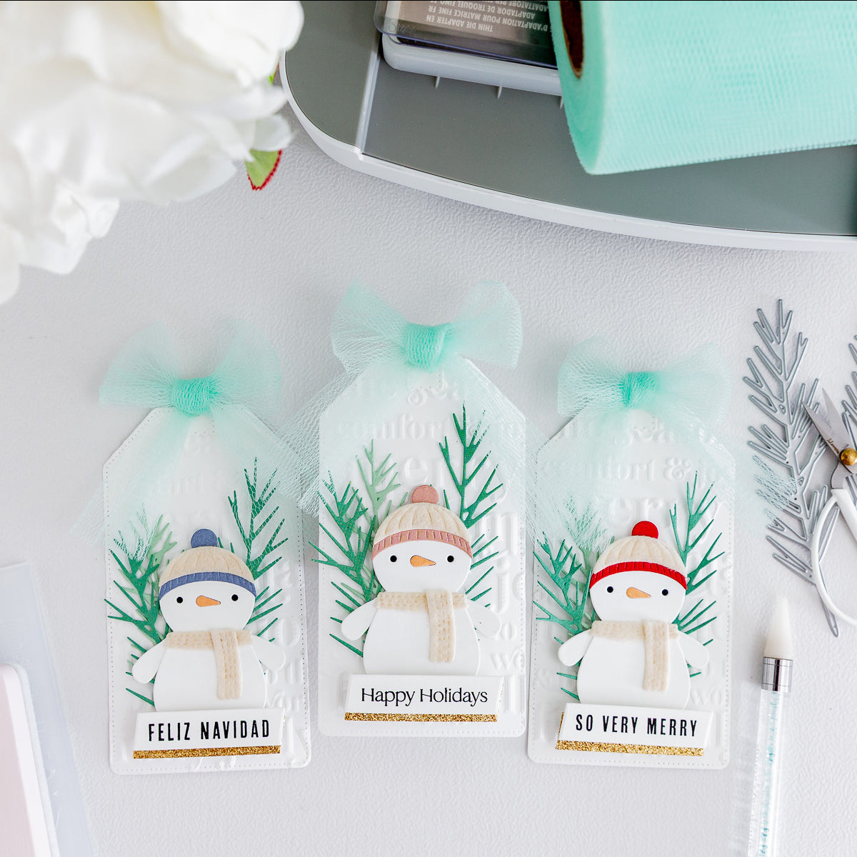Simon Says Stamp Snuggle Snowman Wafer Dies s1117 DieCember Holiday Tags