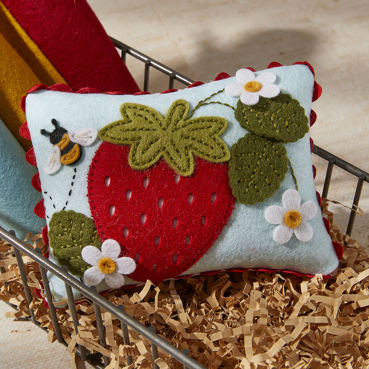Spellbinders Felt Berry Blossom Etched Dies s6-256 strawberry pillow