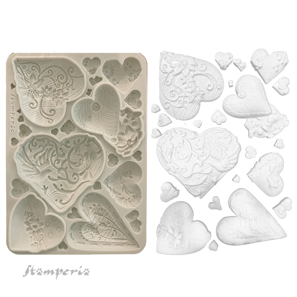 Stamperia Alice In Christmas Simple Hearts Silicone Mold A5 kacma562