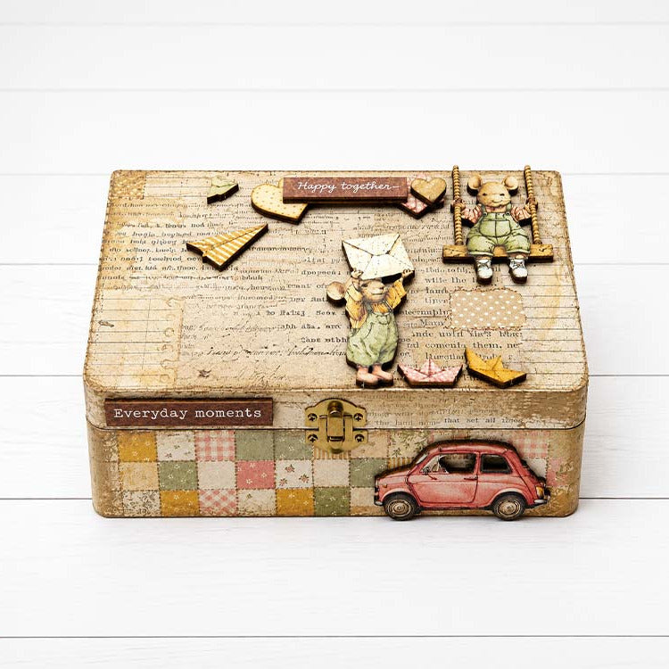 Stamperia Cozy Family A6 Rice Paper dfsa6x14 mouse moments box