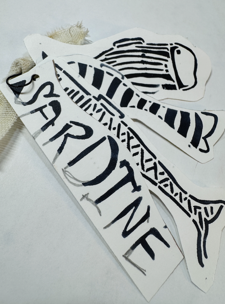 StencilGirl Canned Stencil sa1059 sardine