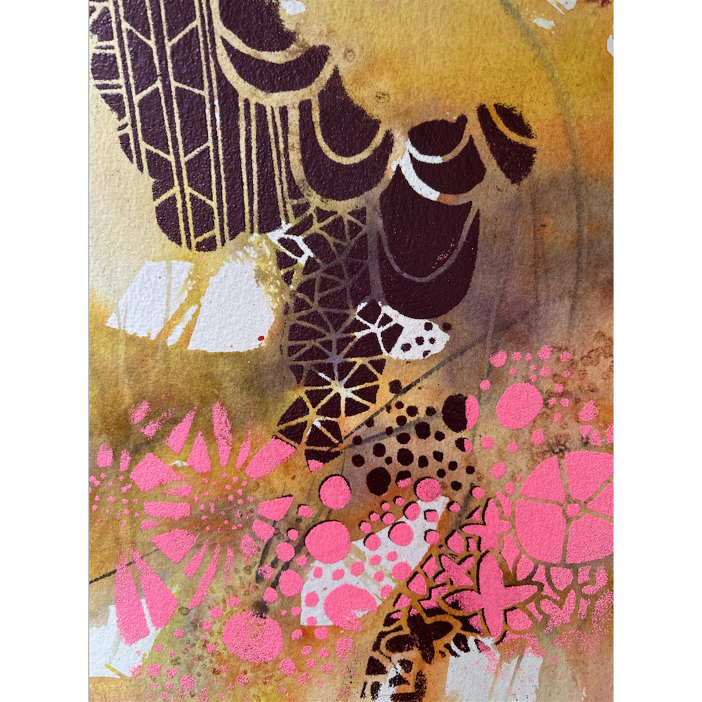 StencilGirl Collage I Stencil ll1045 gold