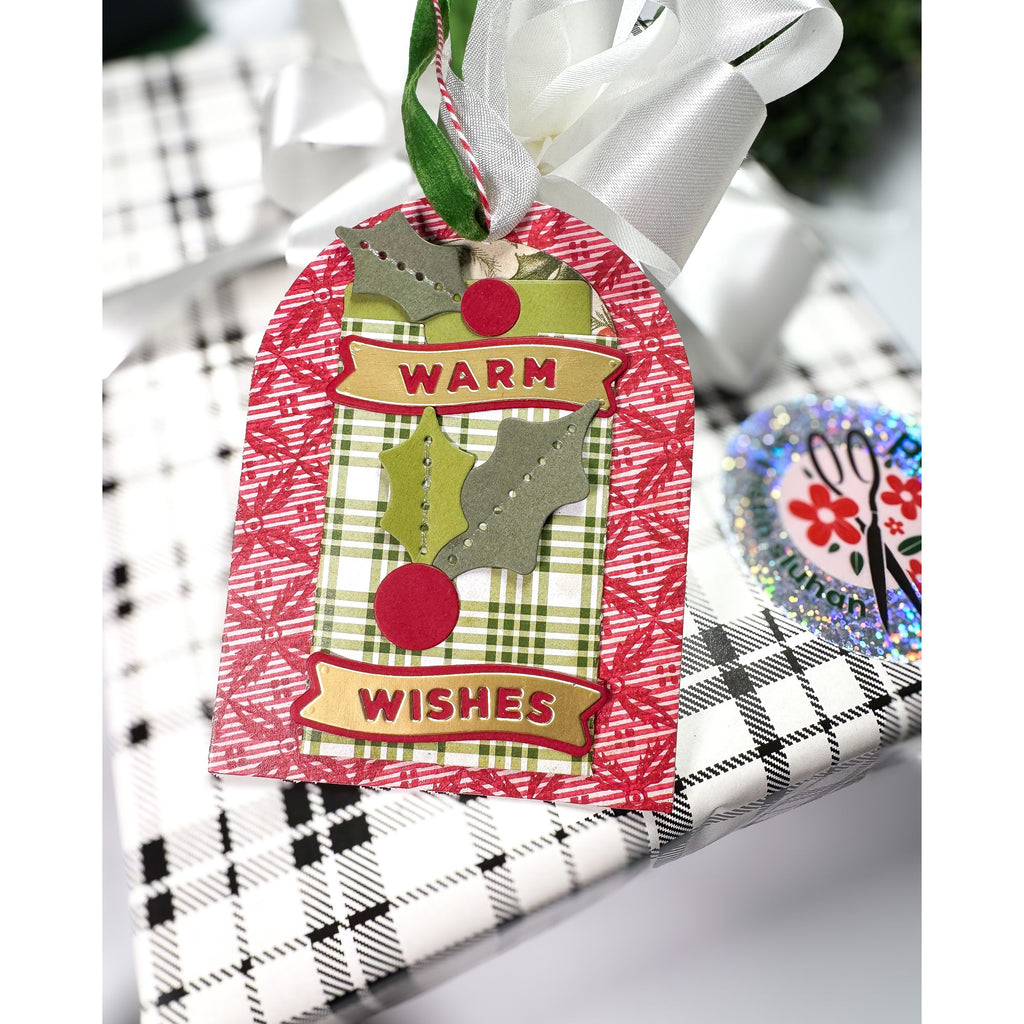 Simon Says Stamp Stitching Holly and Berries Wafer Dies s1101 DieCember Holiday Tag