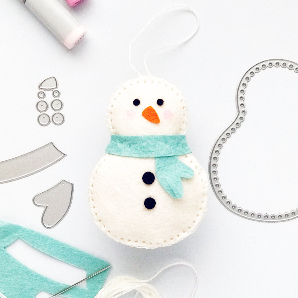 Simon Says Stamp Stitching Snowman Wafer Dies s1102 DieCember Ornament 
