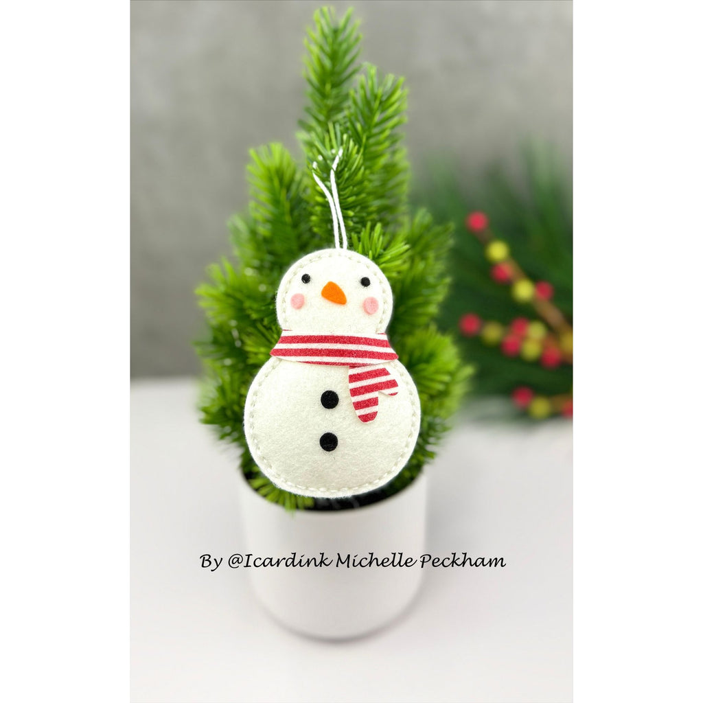 Simon Says Stamp Stitching Snowman Wafer Dies s1102 DieCember Ornament