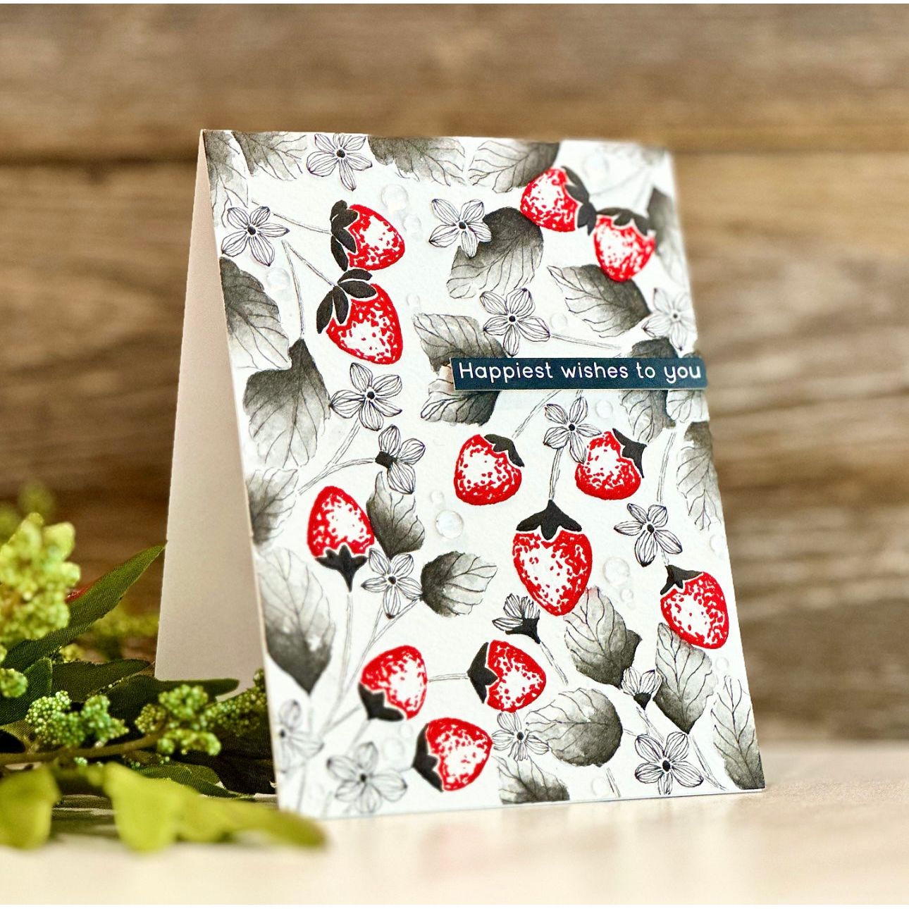 Simon Says Stamp Embossing Folder And Dies Strawberry Fields sfd321 Out Of This World