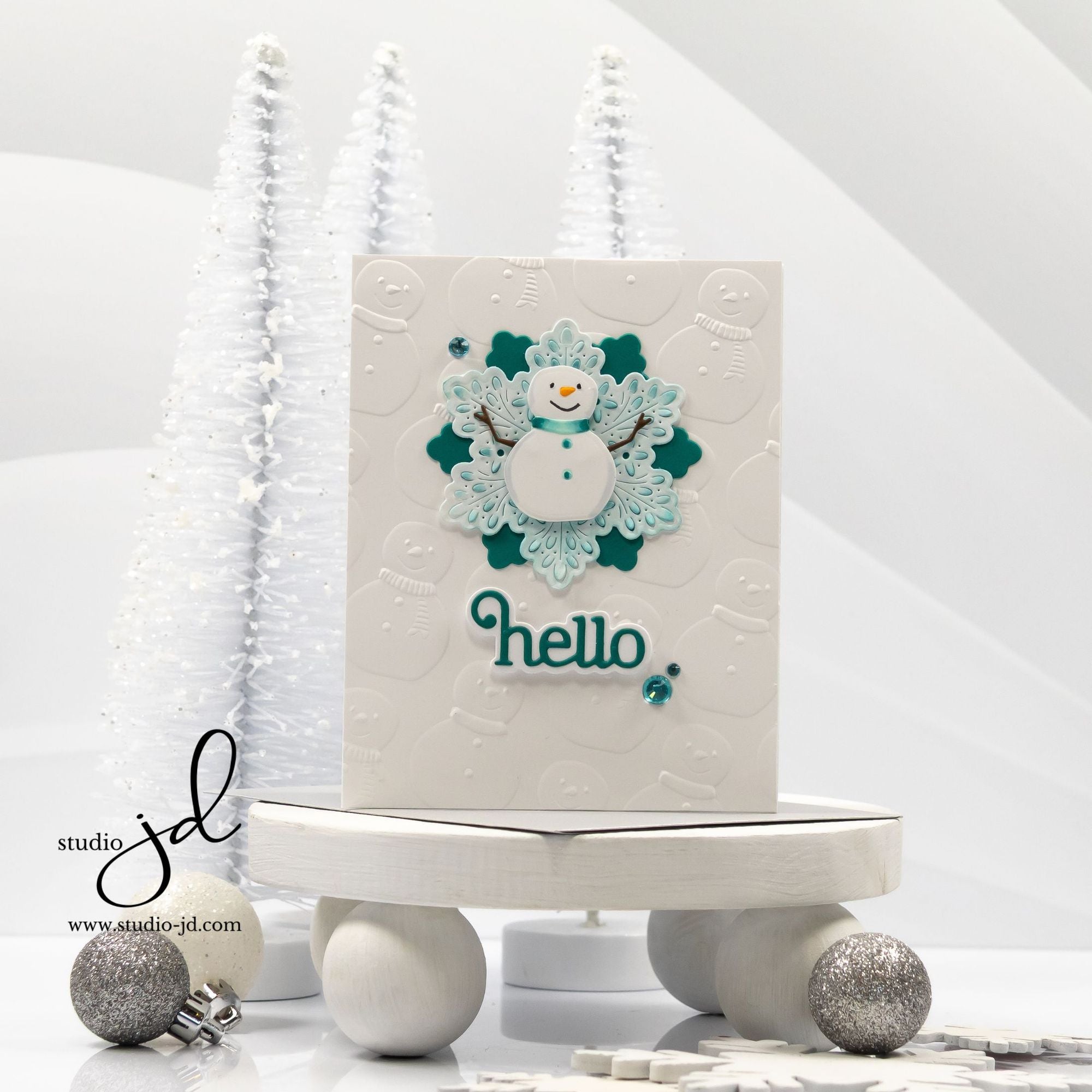 Simon Says Stamp Embossing Folder and Cutting Die Sweet Snowmen sfd573 DieCember Winter Card | color-code:ALT01