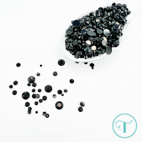 Trinity Stamps Gloss Black Rhinestone Embellishment Box tsb-429 close up of black gems
