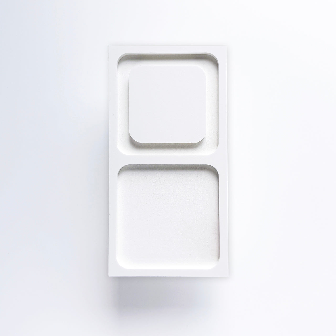 The Ink Stand White Large Square islgsqn centered white background