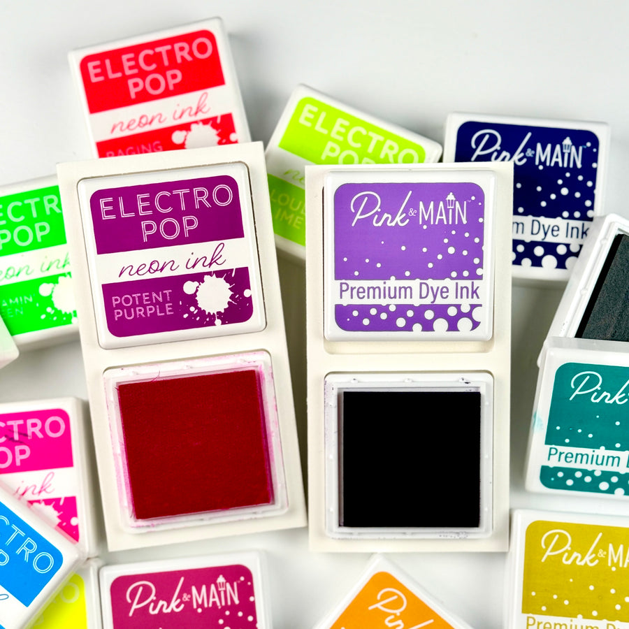 The Ink Stand White Small Square issmsqn