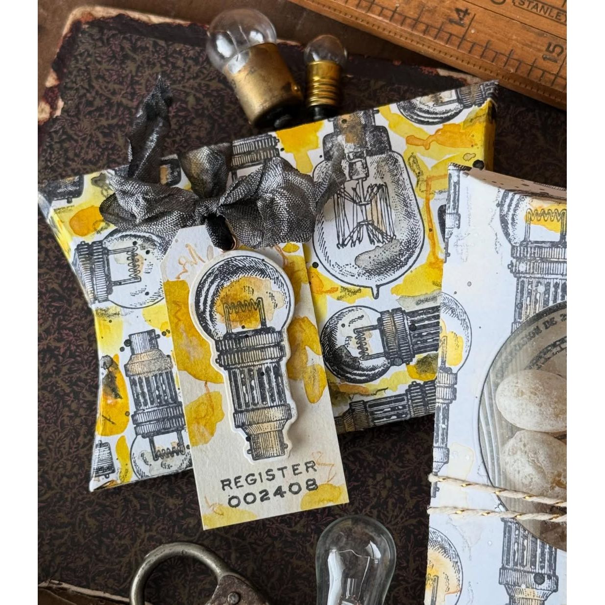 Tim Holtz The Professor and The Professor 2 Stamps with Simon Says Stamp Dies Bundle setps26 Lightbulb Ensemble