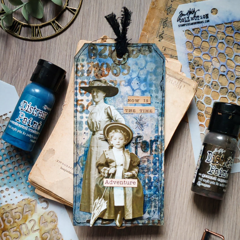 Tim Holtz Layering Stencil Hive ths105 blue background | color-code:ALT01