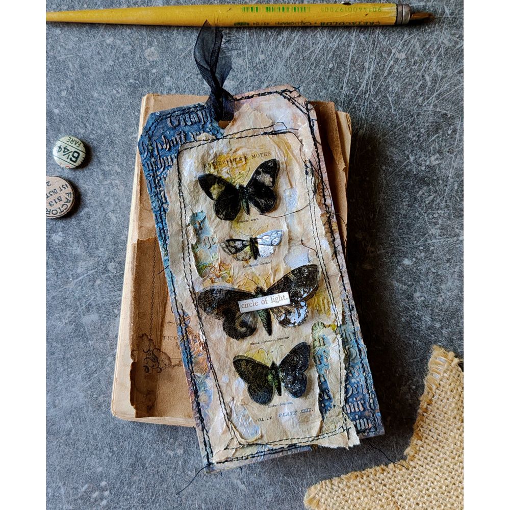 Tim Holtz Layering Stencil SCRIPT THS149 wings | color-code:ALT01