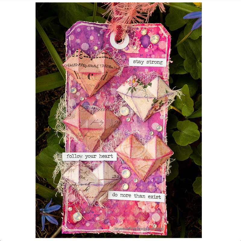 Tim Holtz Layering Stencil Sparkle Fade ths188 paper hearts | color-code:ALT04