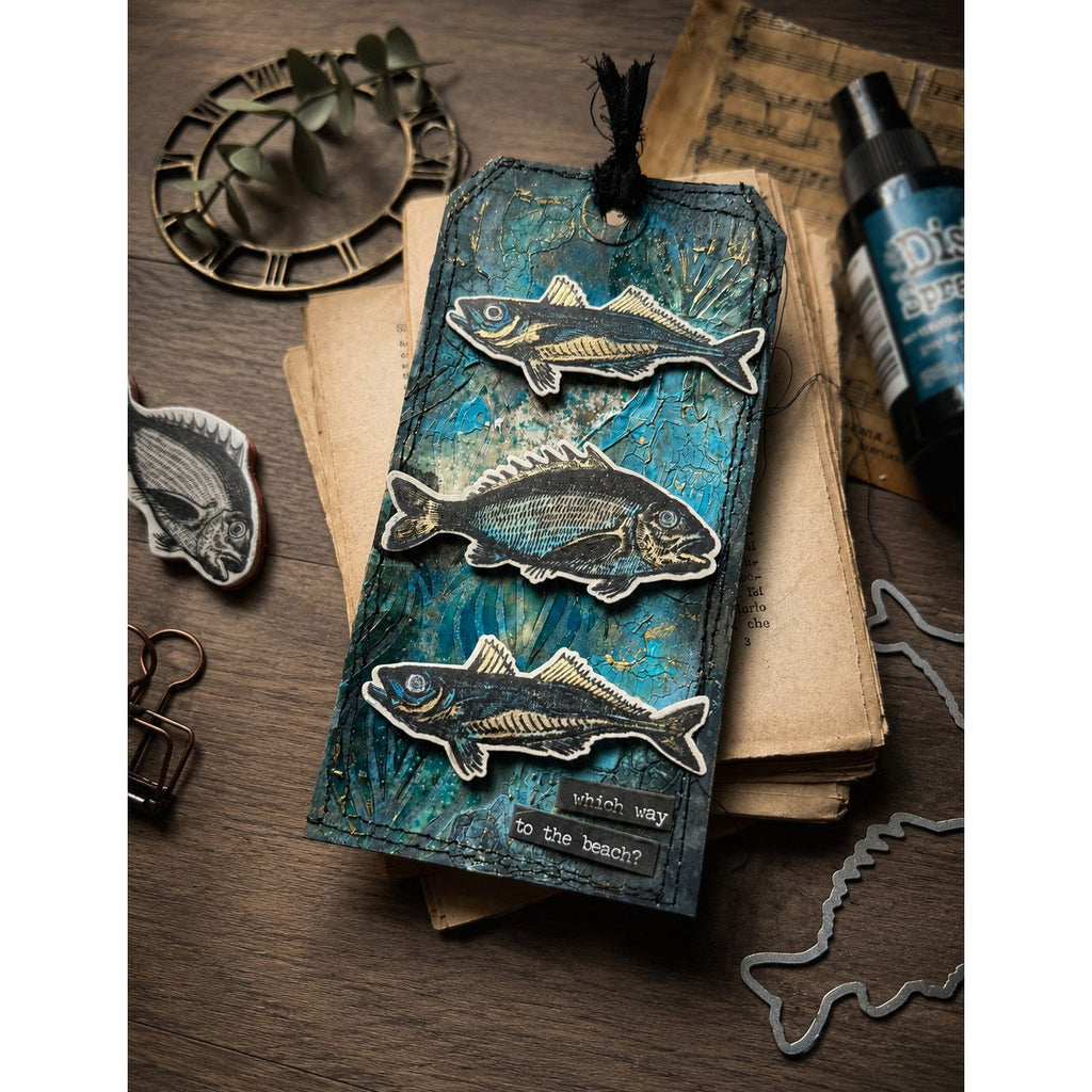 Tim Holtz Sea Life Stamps with Simon Says Stamp Dies Bundle setsl266 Zoey Scarpelli Trio of Fish Mixed Media Tag