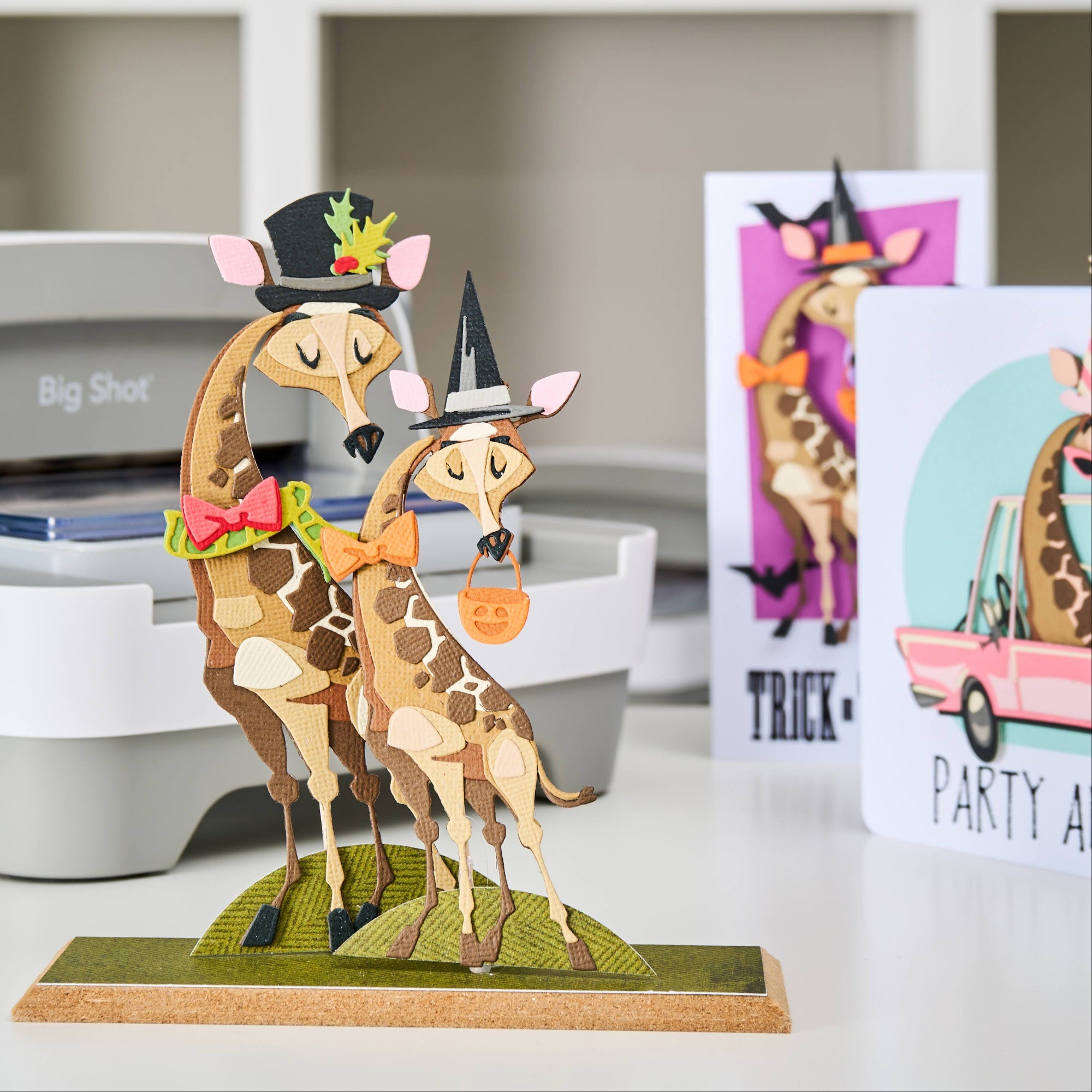 Tim Holtz Sizzix Large and Mini Gertrude Colorize Thinlits Die