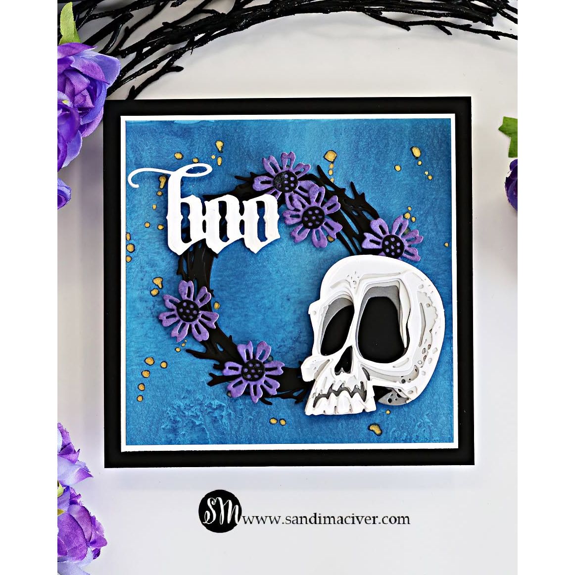 Tim Holtz Sizzix Vault Moonlight Scare Thinlits Dies 667235 skull head black wreath with purple flowers boo card sandi maciver