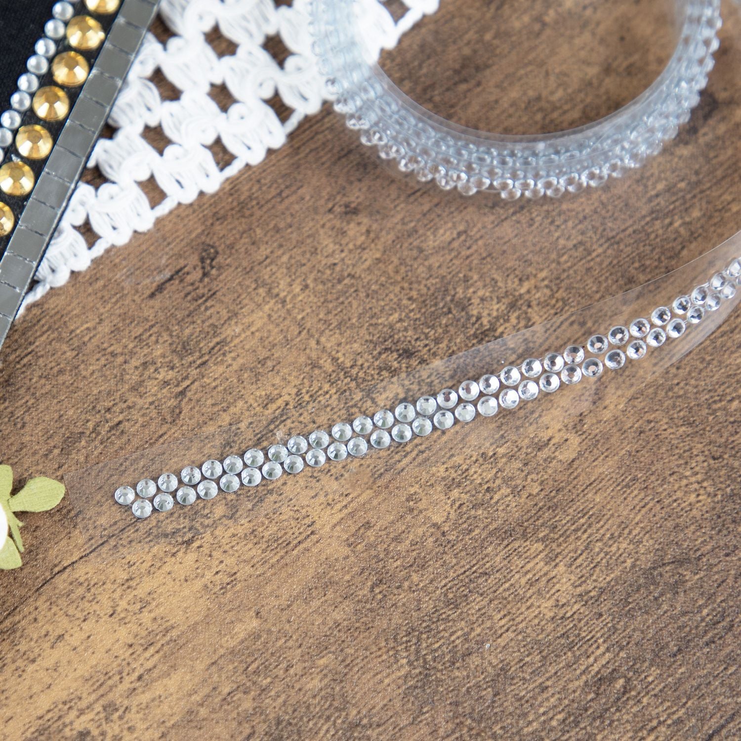 Tonic Craft Perfect Ivory Pearl Bling Sticker Roll 40004410 Lifestyle Layout