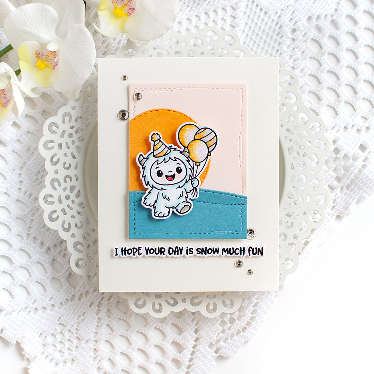 Trinity Stamps Confetti Yeti STAMPtember Exclusive Stamps 3490ssc Cheerful Yeti Snow Much Fun Card | color-code:ALT01