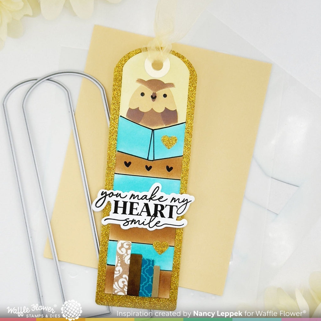 Waffle Flower Round Bookmark Dies 421562