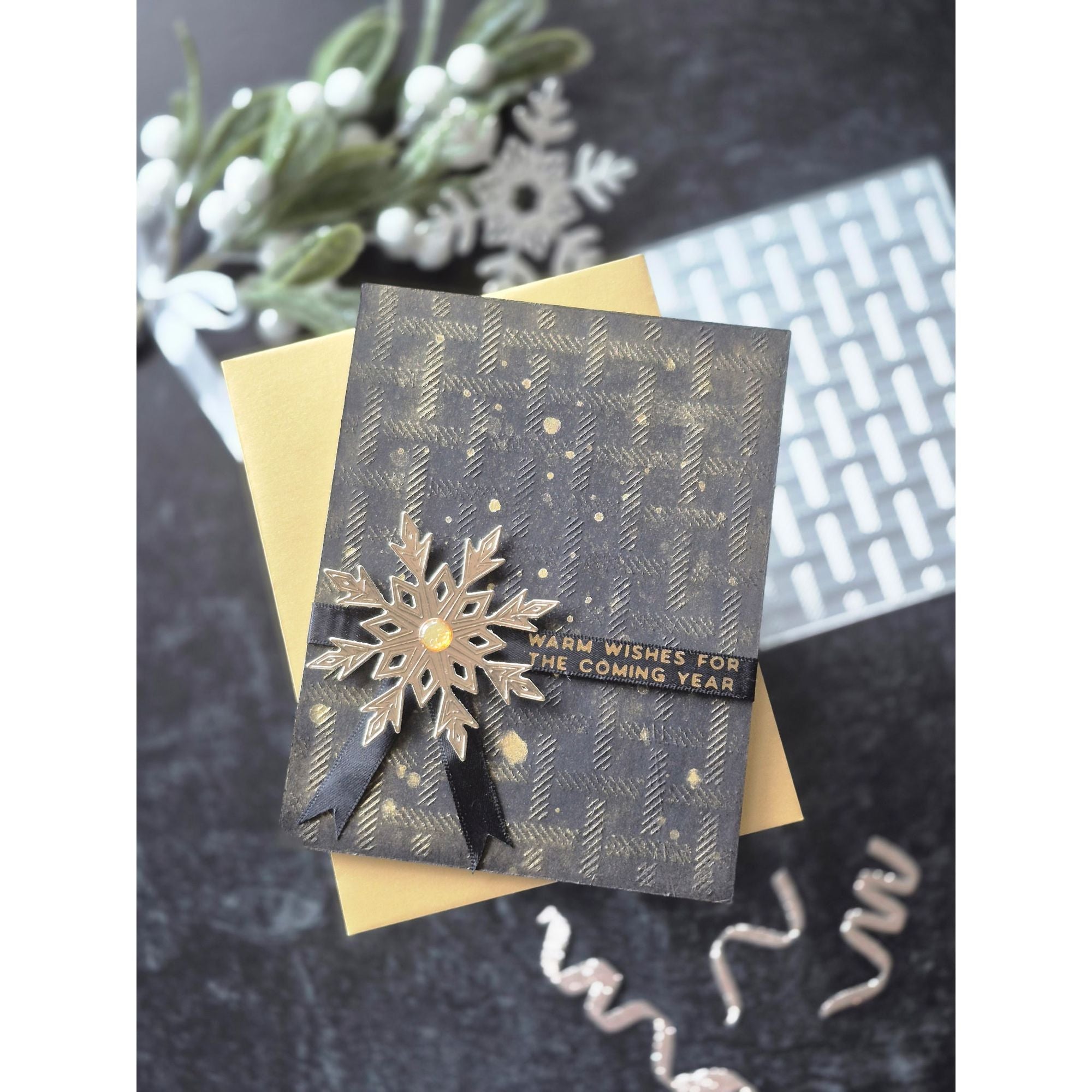 Simon Says Stamp Weaving Plate Wafer Die s1099 DieCember Holiday Card