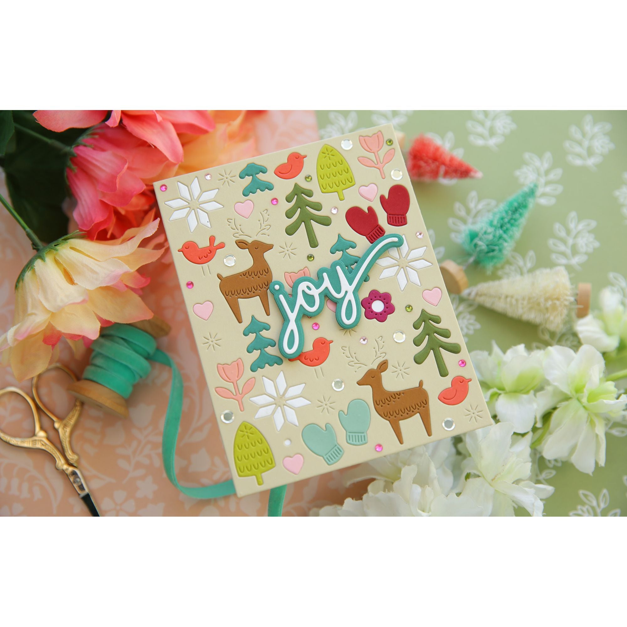 Simon Says Stamp Wintertime Celebration Plate Wafer Die s1064 Sugar and Spice Holiday Card | color-code:ALT03