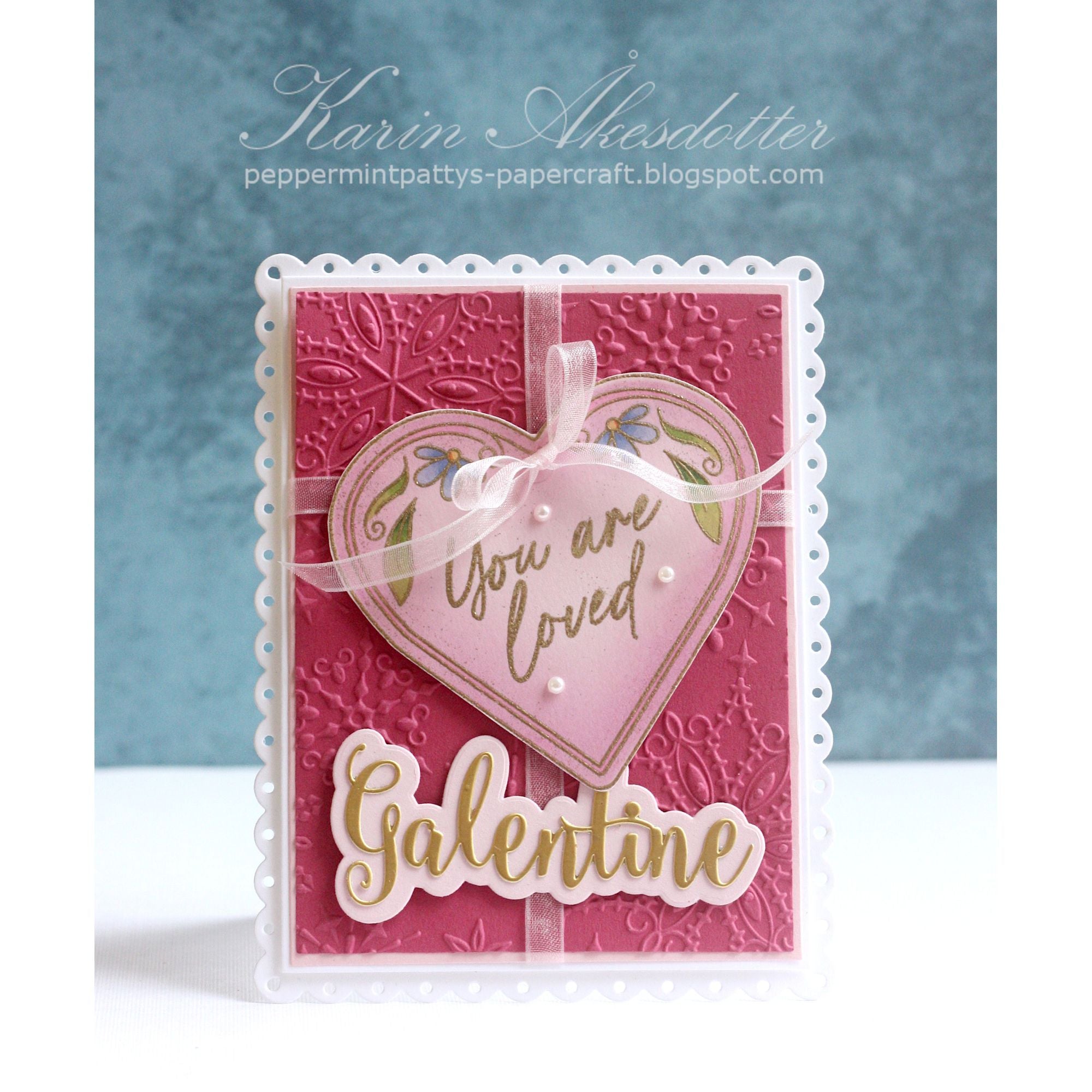 Simon Says Stamp Embossing Folder Wonderland Snowflakes sf536 Heart to Heart
