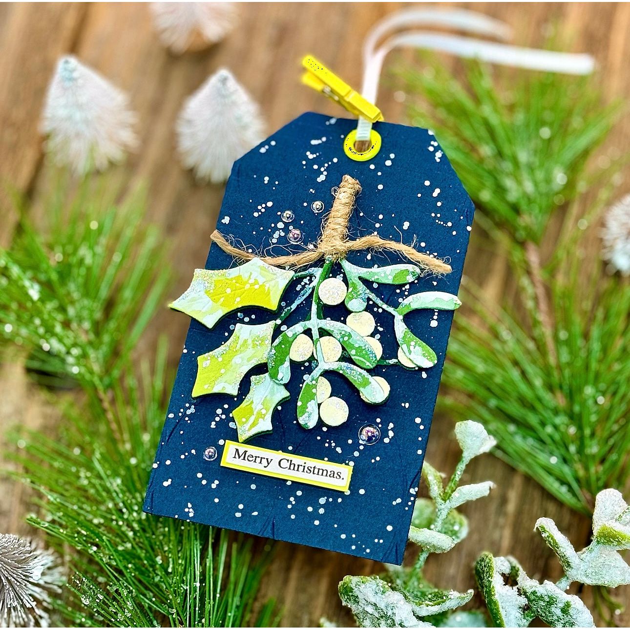 Simon Says Stamp Two Stems And Berries Wafer Dies sssd112979 Christmas Tag