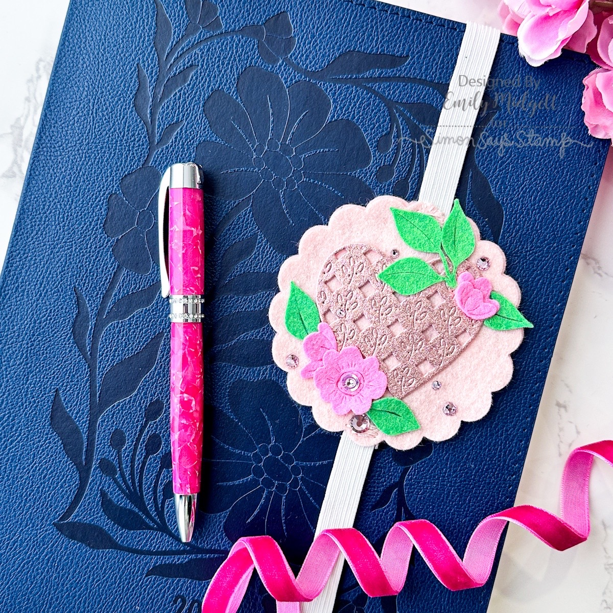 Simon Says Stamp Jewel Heart Wafer Dies s1115 DieCember Elastic Bookmark | color-code:ALT02