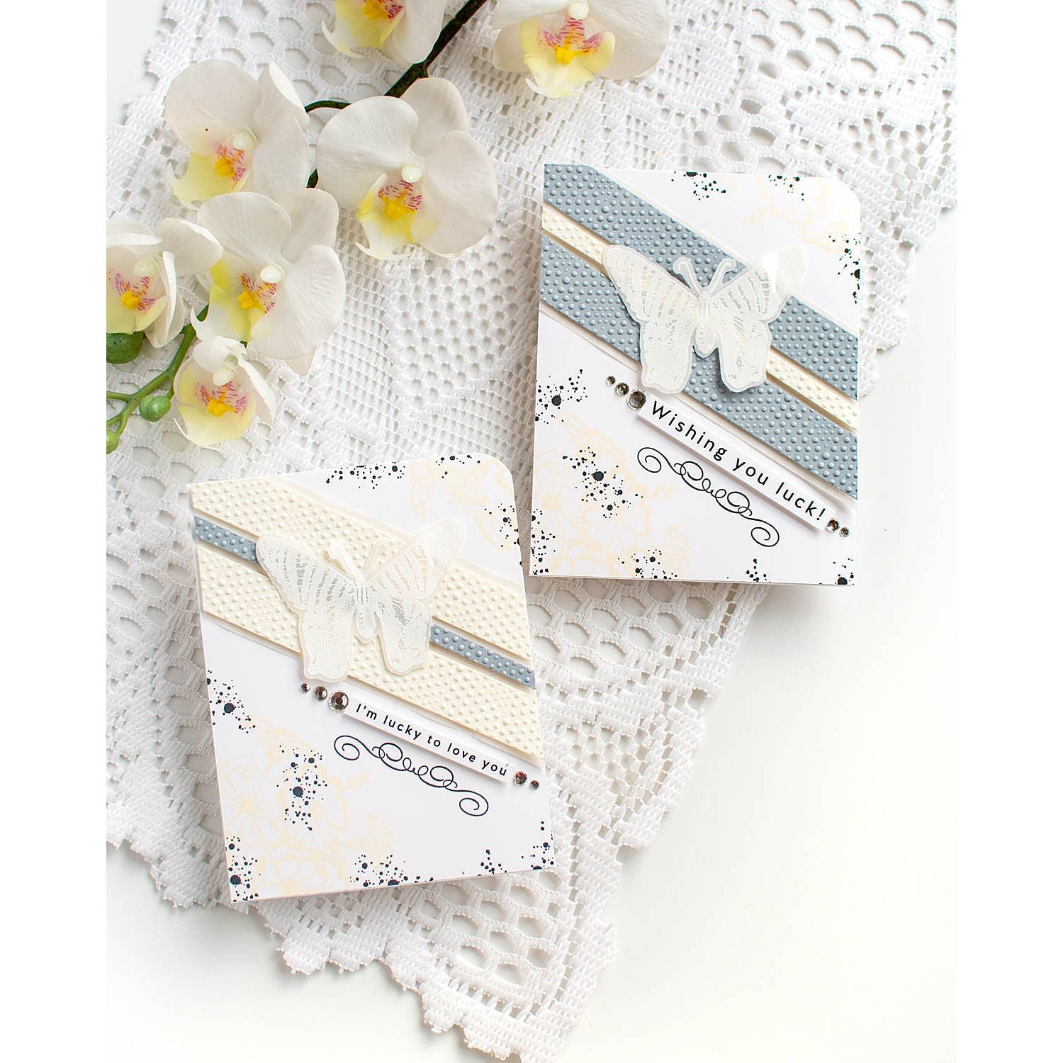 Simon Says Stamp Embossing Folder Dotted Diamond sf503 Lucky Cards | color-code:ALT06