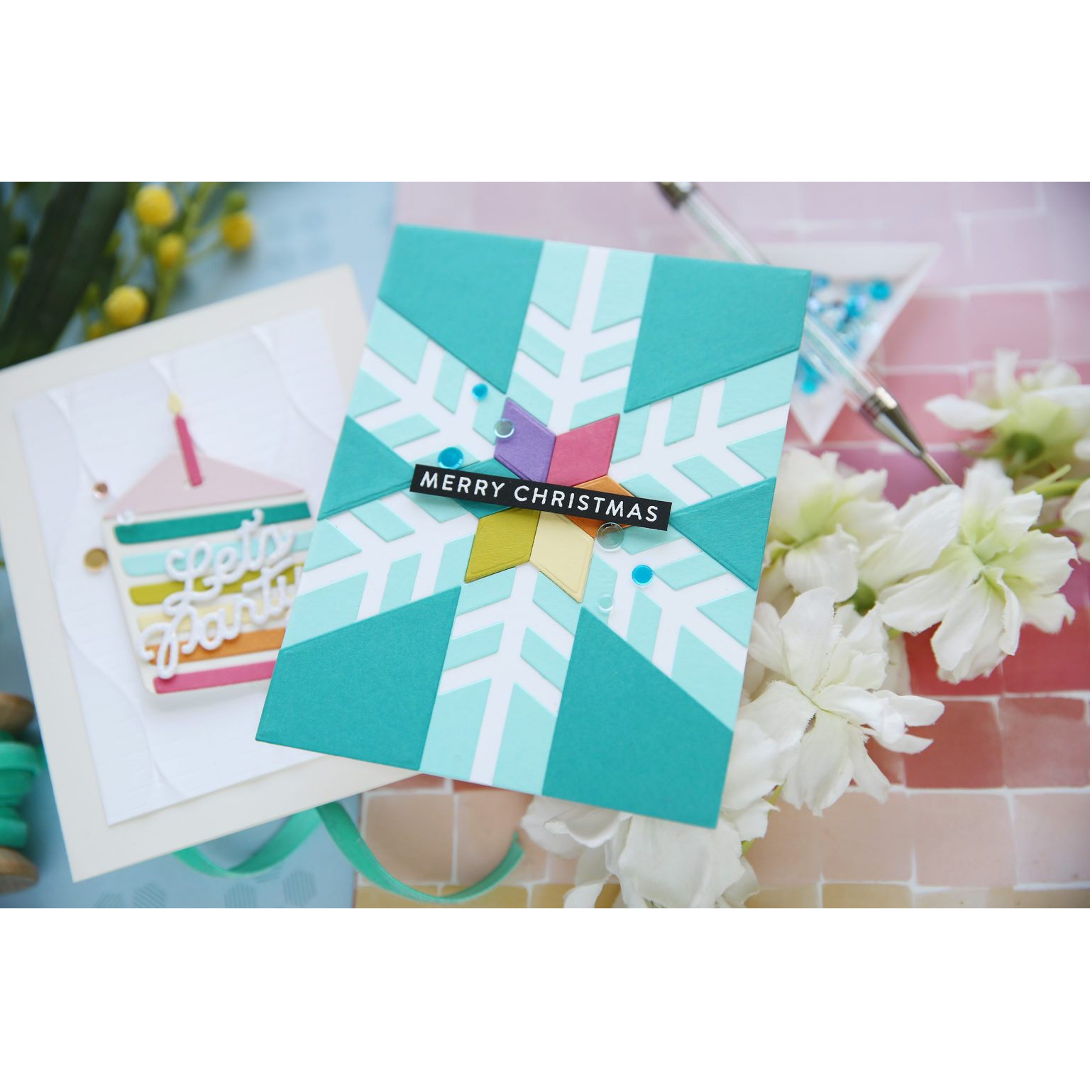 Simon Says Stamp Geometric Snowflake Plate Wafer Dies s868 Diecember Christmas Card | color-code:ALT02