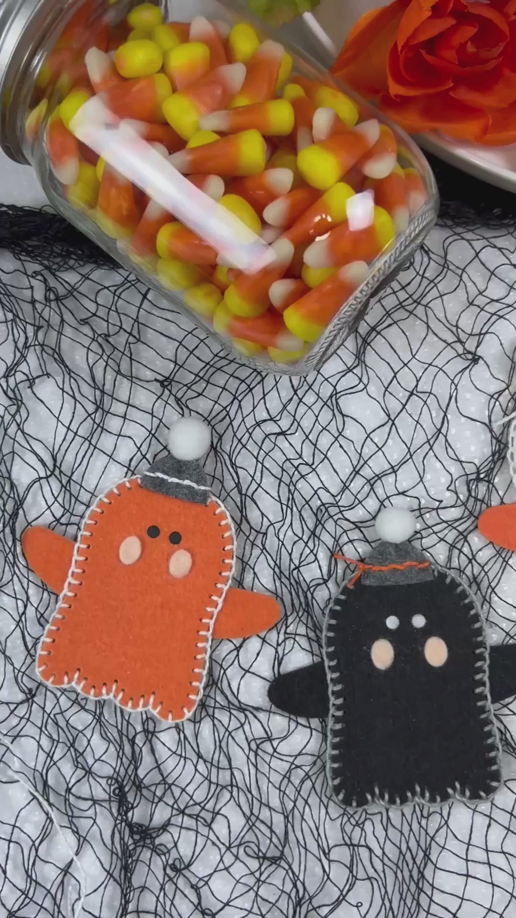 Simon Says Stamp Stitching Ghost Wafer Dies s1177 Stamptember Shari Carroll