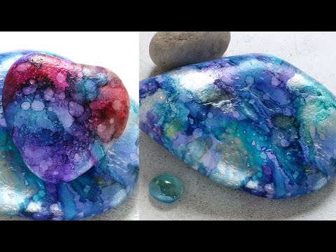 Tim Holtz Alcohol Ink Set INDIGO AND VIOLET SPECTRUM Ranger tak69775 Alcohol Inked Rocks Project Video