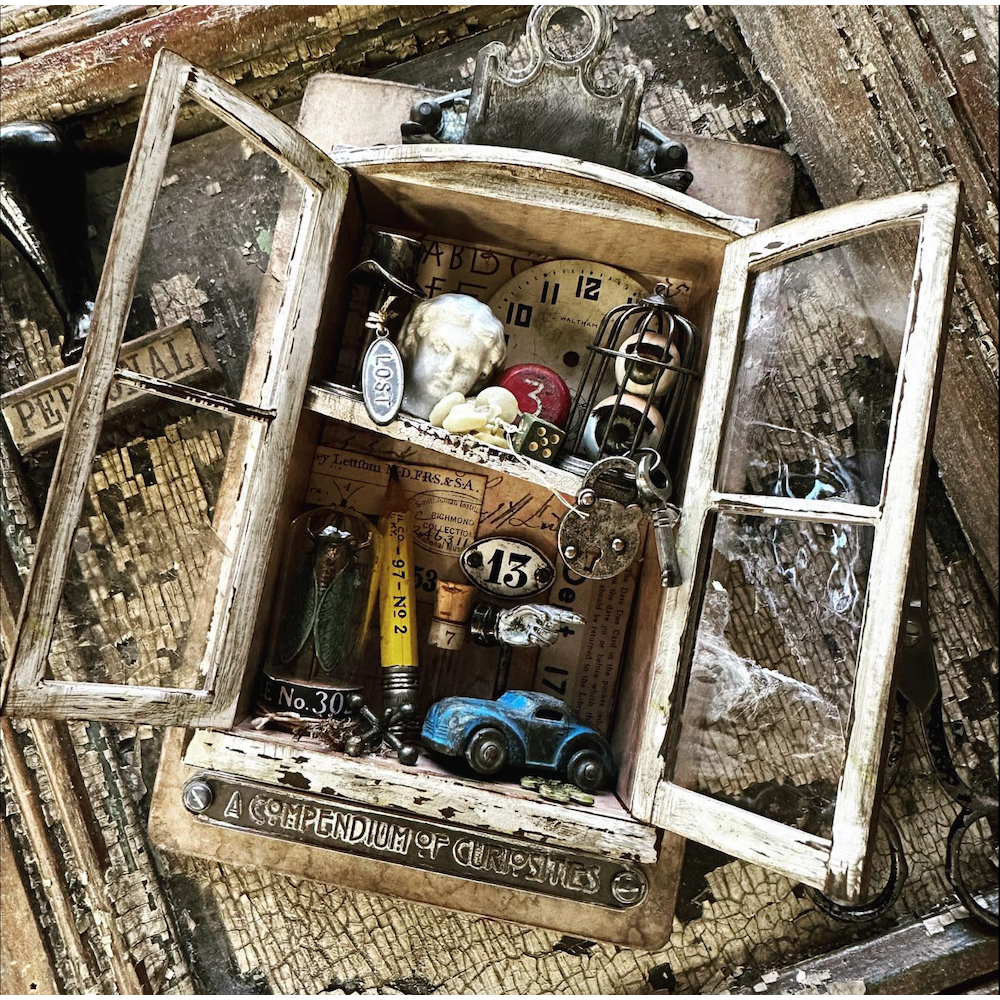 Tim Holtz Idea-ology Word Plaques Large th94329 Window display