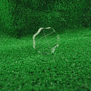 Simon Says Stamp! Lawn Fawn 2.5 Inch Acrylic ROUND Grip Block with Grid