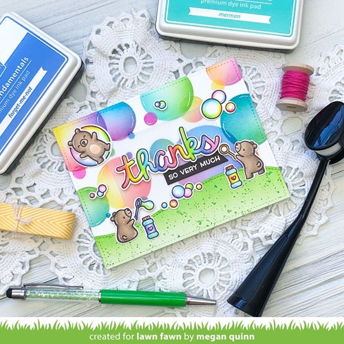 Simon Says Stamp! Lawn Fawn BIG BUBBLES Stencil lf2535