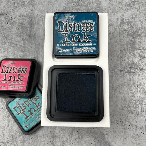 Simon Says Stamp! The Ink Stand White SQUARE is751