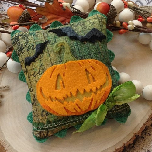 Simon Says Stamp! Tim Holtz Sizzix PUMPKIN PATCH Colorize Thinlits Dies 665556