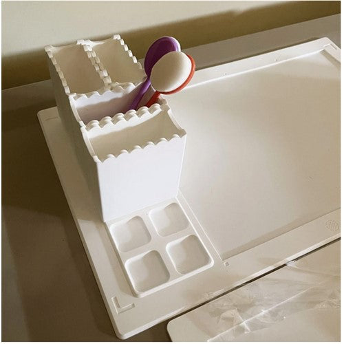 Simon Says Stamp! Waffle Flower BRUSH HOLDER DUO WFT009