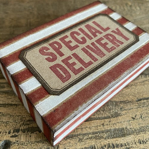 Simon Says Stamp! Tim Holtz STENCIL SHIFTER MULTI STRIPES THSM03 | color-code:ALT1