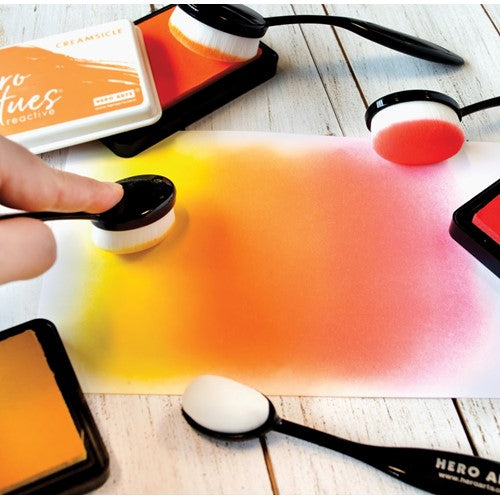 Simon Says Stamp! Hero Arts Tools INK BLENDING BRUSH MEDIUM MI005